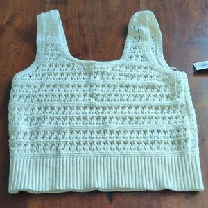 Sleeveless knit Top